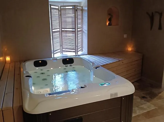 L'escapade Authentique Nyaraló *